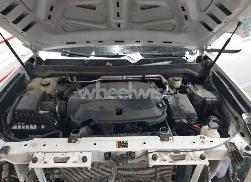 Photo 10 of 2017 Chevrolet Colorado WT (VIN 1GCHTBEN3H1309431)