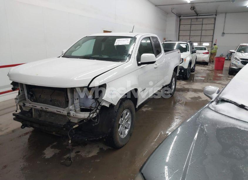 Photo 2 of 2017 Chevrolet Colorado WT (VIN 1GCHTBEN3H1309431)