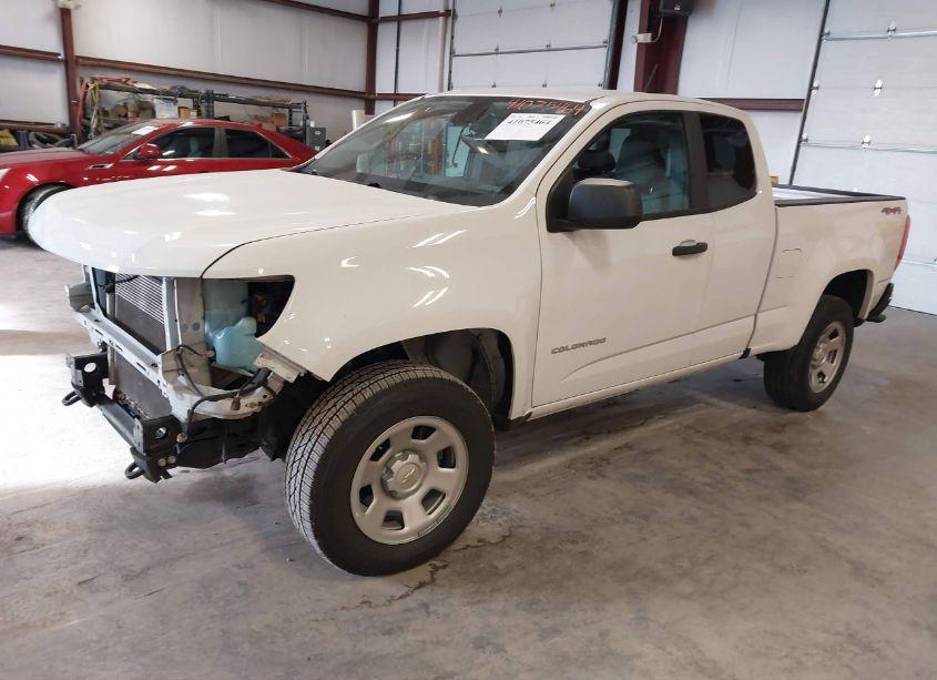 Photo 2 of 2021 Chevrolet Colorado 4WD LONG BOX WT (VIN 1GCHTBEN3M1177958)