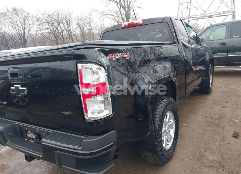 Photo 4 of 2019 Chevrolet Colorado WT (VIN 1GCHTBEN6K1136575)