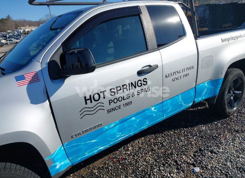 Photo 17 of 2019 Chevrolet Colorado WT (VIN 1GCHTBEN7K1113810)