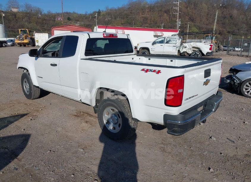 Photo 3 of 2019 Chevrolet Colorado WT (VIN 1GCHTBEN8K1339399)