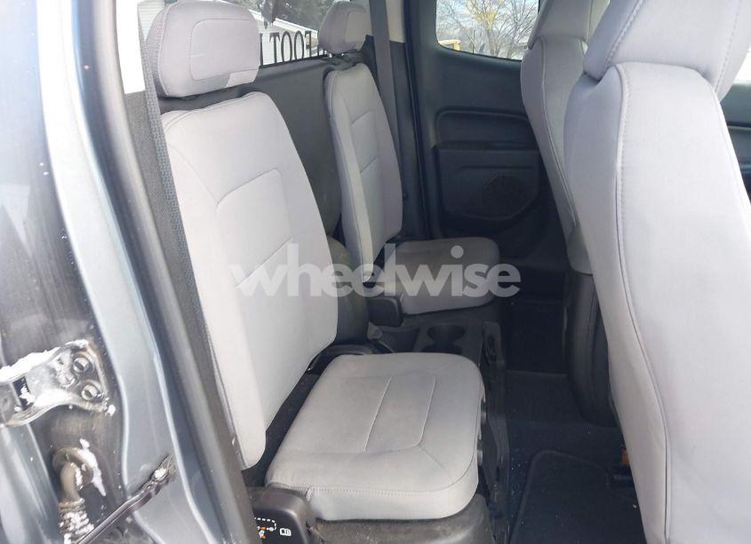 Photo 8 of 2019 Chevrolet Colorado WT (VIN 1GCHTBEN9K1175788)