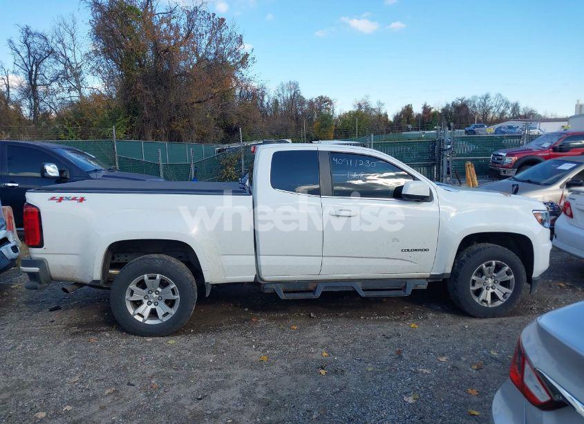 Photo 13 of 2016 Chevrolet Colorado LT (VIN 1GCHTCE31G1210397)