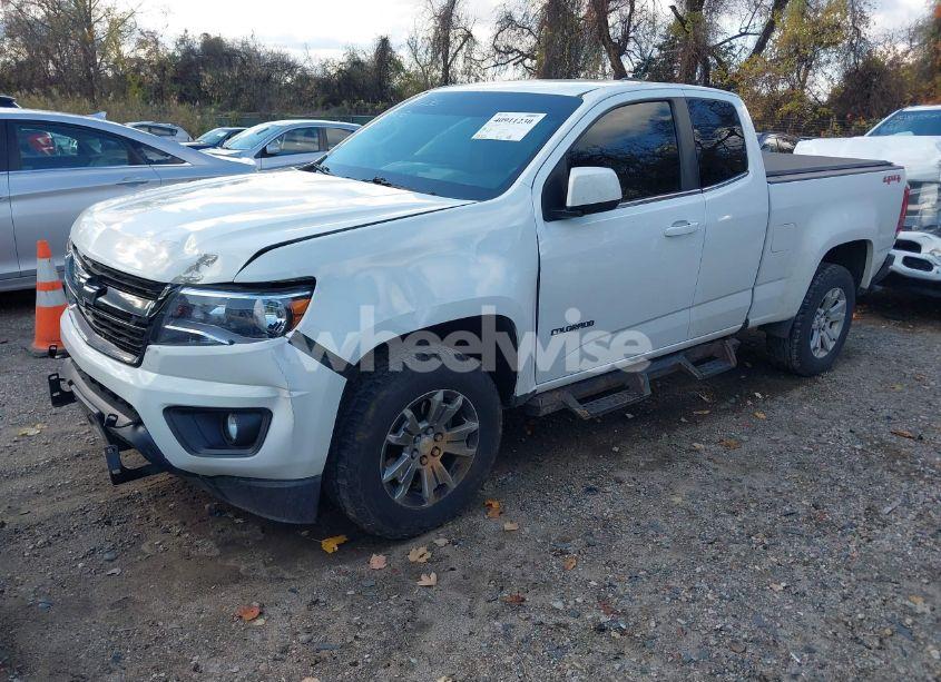 Photo 2 of 2016 Chevrolet Colorado LT (VIN 1GCHTCE31G1210397)