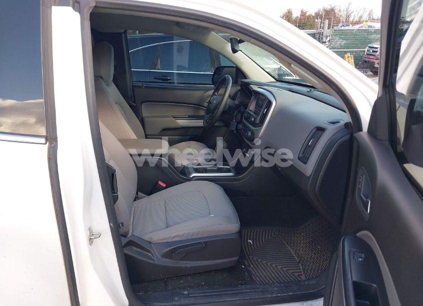 Photo 5 of 2016 Chevrolet Colorado LT (VIN 1GCHTCE31G1210397)