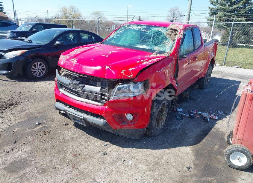Photo 2 of 2015 Chevrolet Colorado Z71 (VIN 1GCHTCE33F1240225)