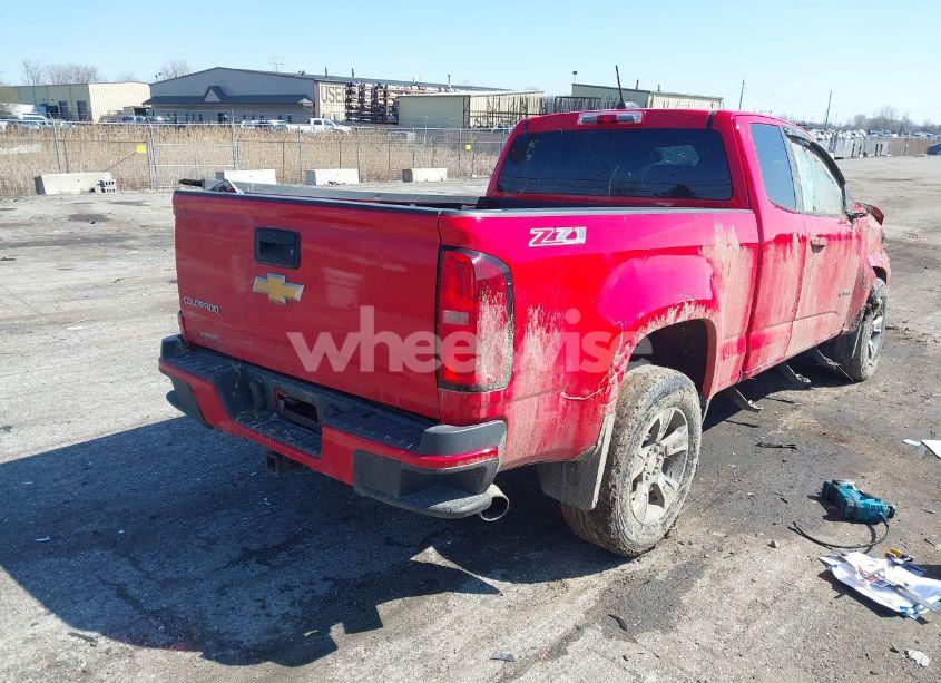 Photo 4 of 2015 Chevrolet Colorado Z71 (VIN 1GCHTCE33F1240225)