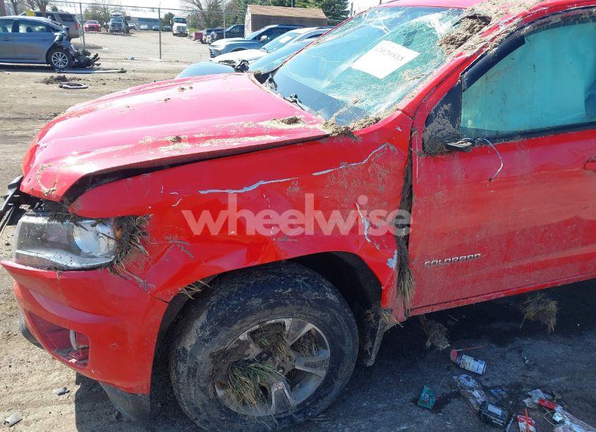 Photo 6 of 2015 Chevrolet Colorado Z71 (VIN 1GCHTCE33F1240225)