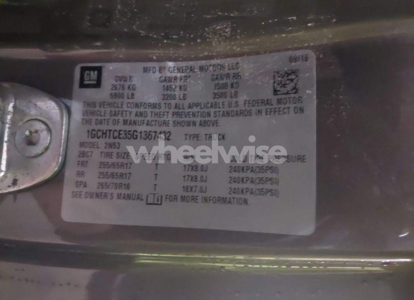 Photo 9 of 2016 Chevrolet Colorado LT (VIN 1GCHTCE35G1367432)