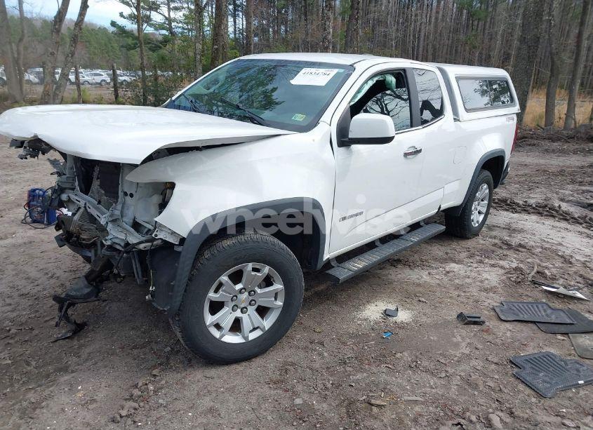 Photo 2 of 2016 Chevrolet Colorado LT (VIN 1GCHTCE38G1159335)
