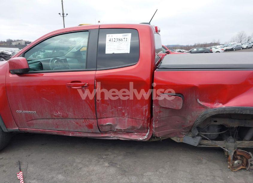 Photo 14 of 2015 Chevrolet Colorado Z71 (VIN 1GCHTCE39F1268255)