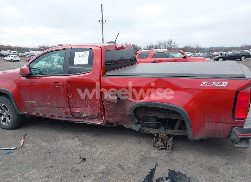 Photo 6 of 2015 Chevrolet Colorado Z71 (VIN 1GCHTCE39F1268255)