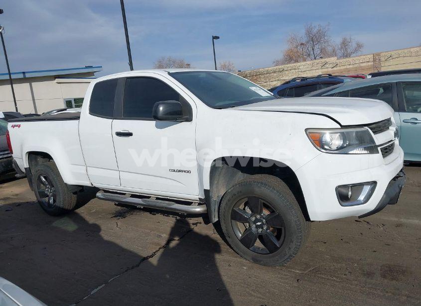 Photo 13 of 2016 Chevrolet Colorado LT (VIN 1GCHTCE3XG1327573)