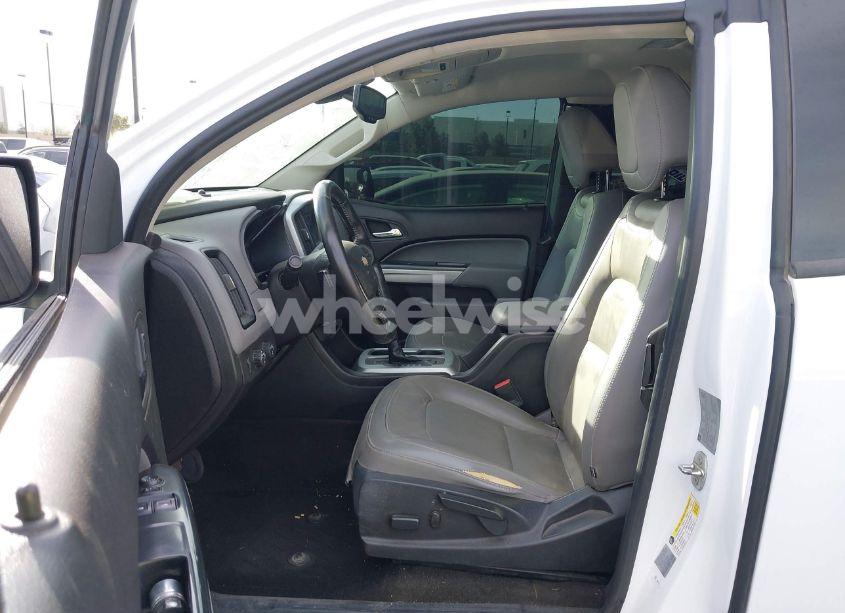 Photo 5 of 2016 Chevrolet Colorado LT (VIN 1GCHTCE3XG1327573)