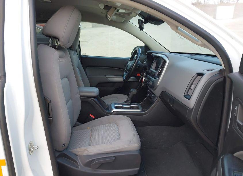 Photo 5 of 2019 Chevrolet Colorado LT (VIN 1GCHTCEA6K1339128)