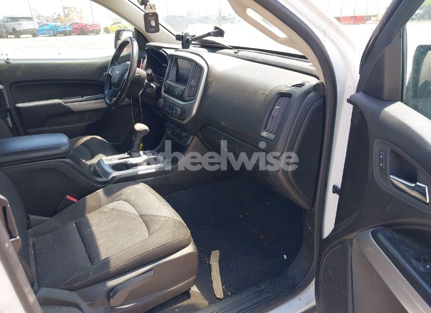 Photo 5 of 2019 Chevrolet Colorado LT (VIN 1GCHTCEA8K1124639)