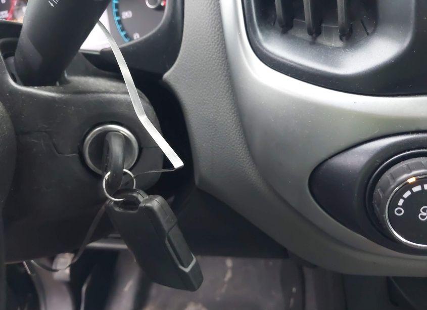 Photo 11 of 2019 Chevrolet Colorado LT (VIN 1GCHTCEAXK1222748)