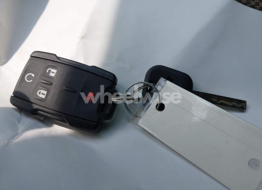 Photo 11 of 2018 Chevrolet Colorado LT (VIN 1GCHTCEN0J1137385)