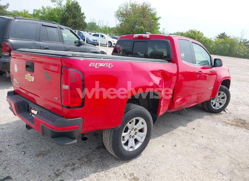 Photo 4 of 2018 Chevrolet Colorado LT (VIN 1GCHTCEN0J1137385)