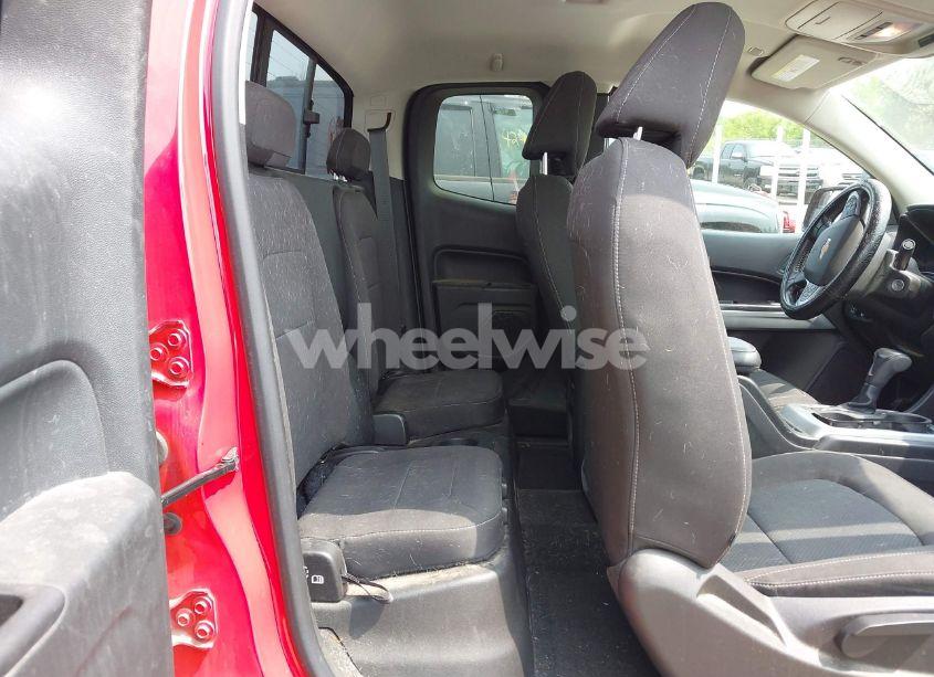 Photo 8 of 2018 Chevrolet Colorado LT (VIN 1GCHTCEN0J1137385)