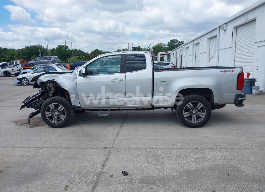 Photo 14 of 2018 Chevrolet Colorado LT (VIN 1GCHTCEN0J1230469)