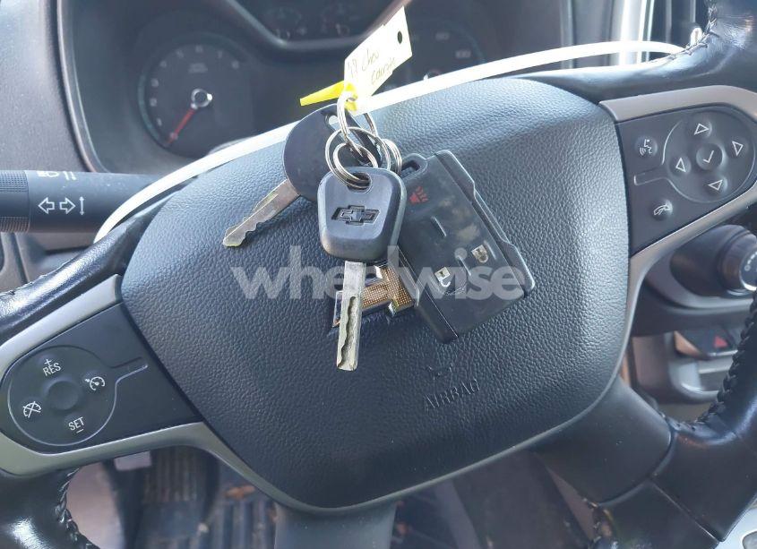 Photo 11 of 2017 Chevrolet Colorado LT (VIN 1GCHTCEN4H1269477)