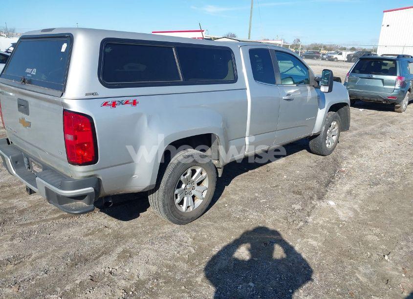 Photo 4 of 2017 Chevrolet Colorado LT (VIN 1GCHTCEN4H1269477)