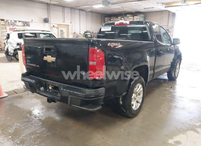 Photo 4 of 2017 Chevrolet Colorado LT (VIN 1GCHTCEN5H1287583)