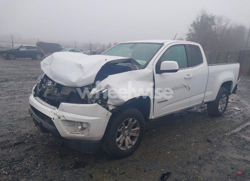 Photo 2 of 2019 Chevrolet Colorado LT (VIN 1GCHTCEN6K1140471)