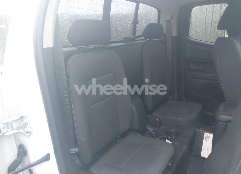 Photo 8 of 2019 Chevrolet Colorado LT (VIN 1GCHTCEN6K1140471)