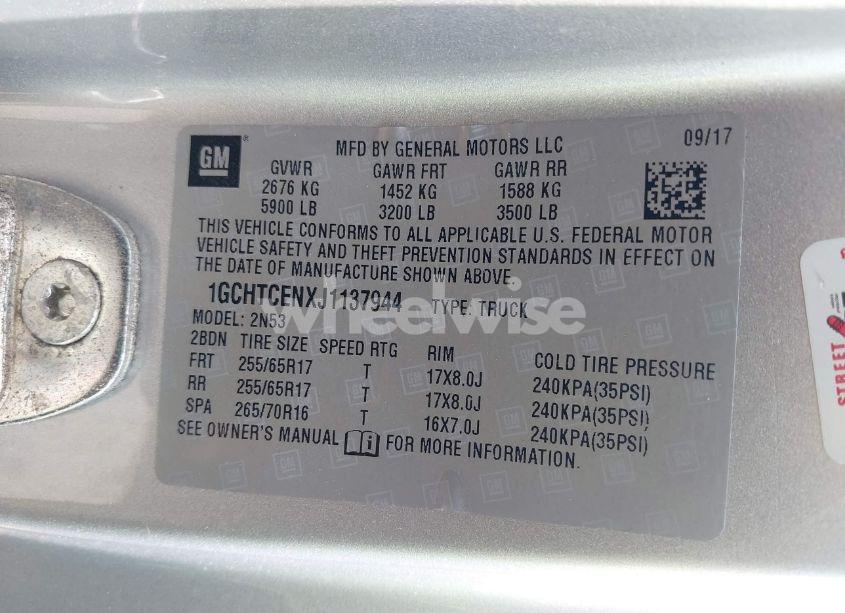 Photo 9 of 2018 Chevrolet Colorado LT (VIN 1GCHTCENXJ1137944)