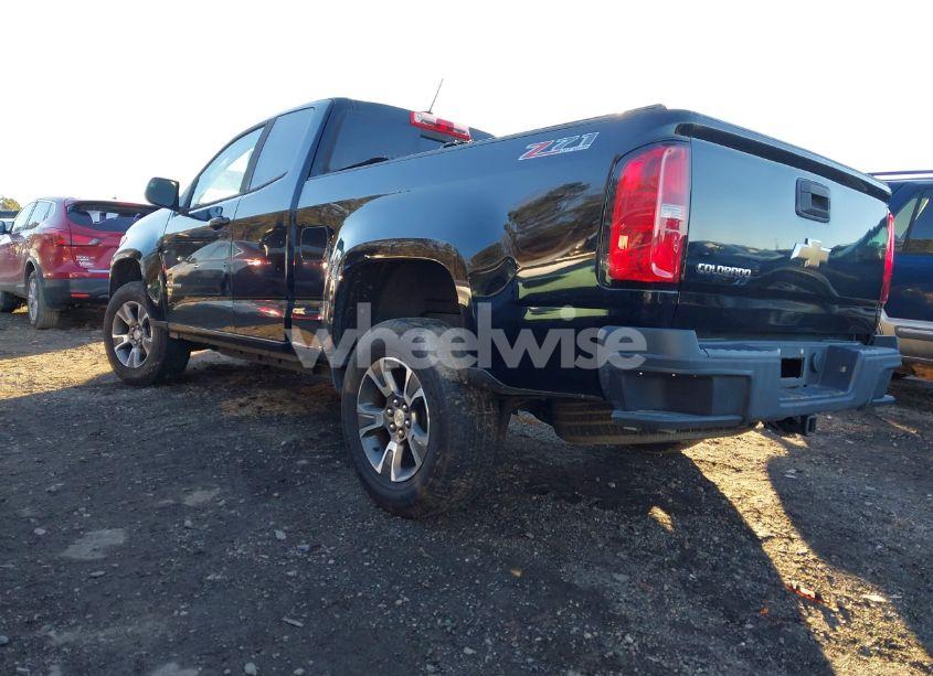 Photo 3 of 2016 Chevrolet Colorado Z71 (VIN 1GCHTDE30G1394446)