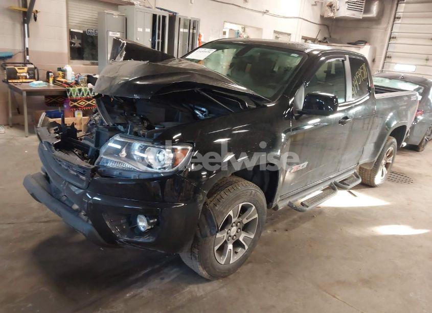 Photo 2 of 2016 Chevrolet Colorado Z71 (VIN 1GCHTDE34G1393820)