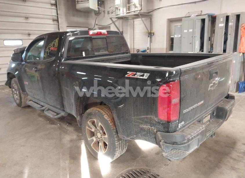 Photo 3 of 2016 Chevrolet Colorado Z71 (VIN 1GCHTDE34G1393820)