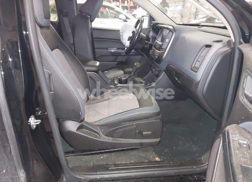 Photo 5 of 2016 Chevrolet Colorado Z71 (VIN 1GCHTDE34G1393820)