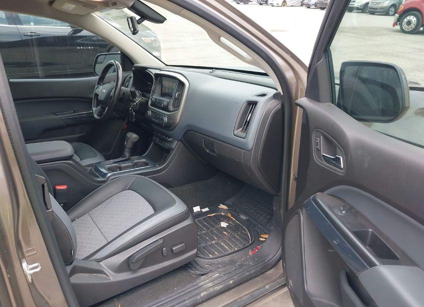 Photo 5 of 2016 Chevrolet Colorado Z71 (VIN 1GCHTDEA9G1269881)