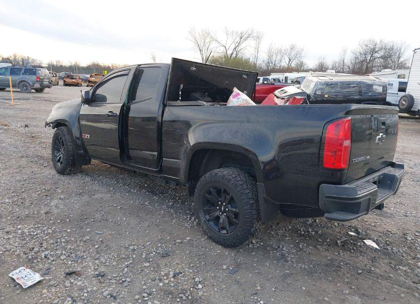 Photo 3 of 2018 Chevrolet Colorado Z71 (VIN 1GCHTDEN3J1145437)