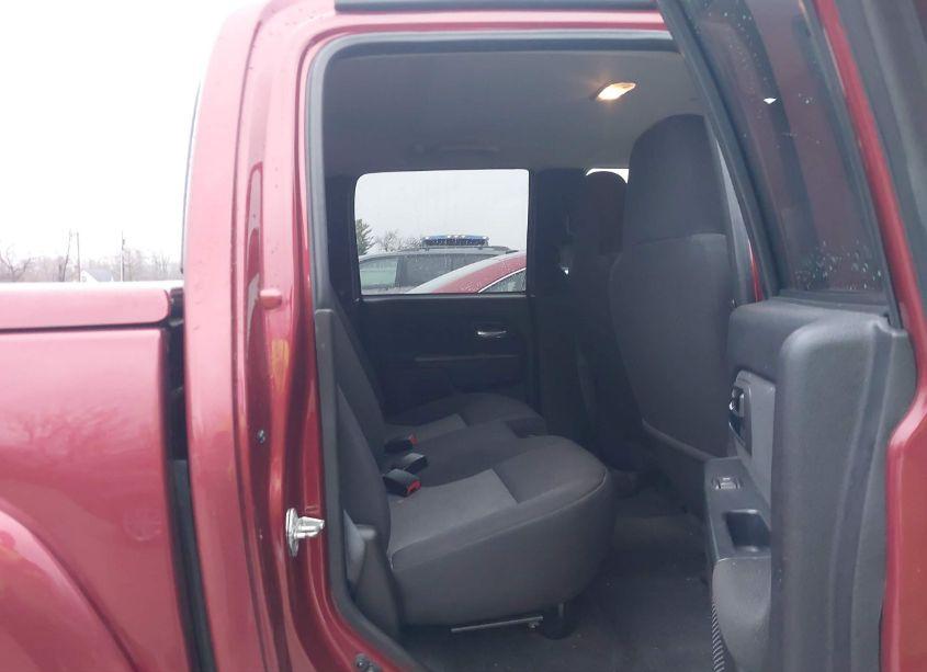 Photo 8 of 2011 Chevrolet Colorado 2LT (VIN 1GCHTDFE9B8111249)
