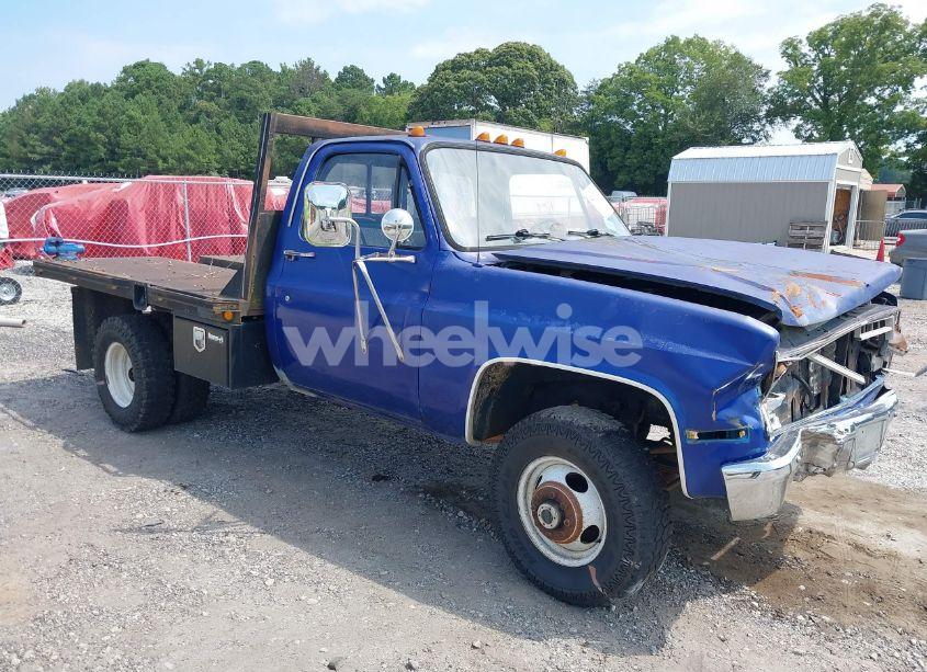 1988 Chevrolet V30 (VIN 1GCHV34KXJJ125701) main photo