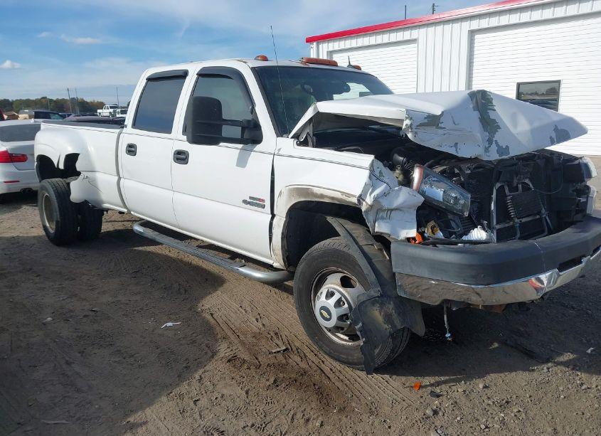 2005 Chevrolet Silverado 3500 LT (VIN 1GCJC33225F969541) main photo