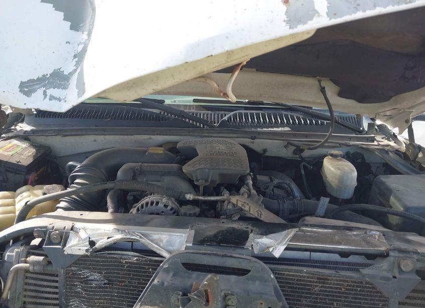 Photo 10 of 2005 Chevrolet Silverado 3500 LT (VIN 1GCJC33225F969541)