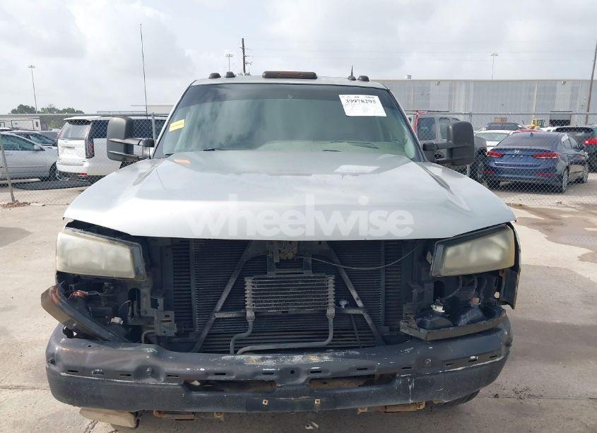 Photo 13 of 2005 Chevrolet Silverado 3500 LT (VIN 1GCJC33265F932542)