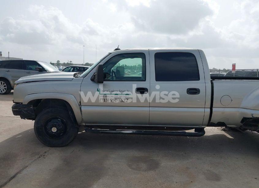 Photo 15 of 2005 Chevrolet Silverado 3500 LT (VIN 1GCJC33265F932542)