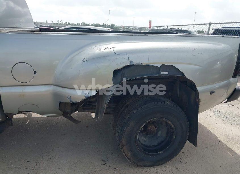 Photo 18 of 2005 Chevrolet Silverado 3500 LT (VIN 1GCJC33265F932542)