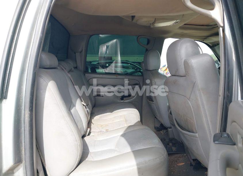 Photo 6 of 2005 Chevrolet Silverado 3500 LT (VIN 1GCJC33265F932542)