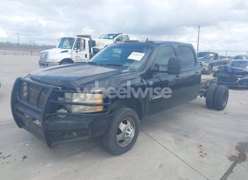Photo 2 of 2008 Chevrolet Silverado 3500HD WORK TRUCK (VIN 1GCJC33638F226300)