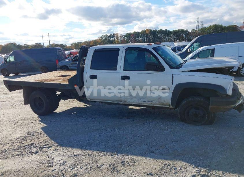 Photo 13 of 2007 Chevrolet Silverado 3500 CLASSIC WORK TRUCK (VIN 1GCJC33D47F178075)