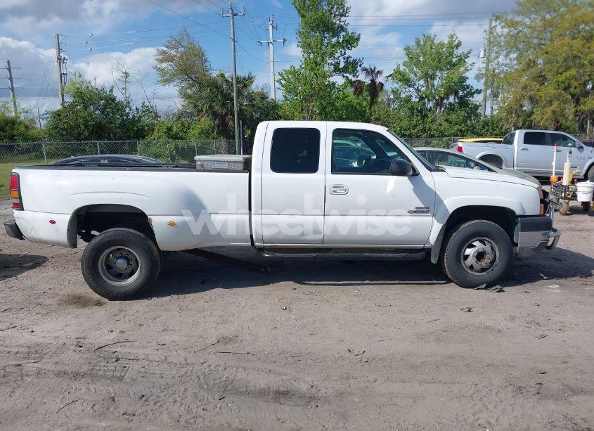 Photo 13 of 2004 Chevrolet Silverado 3500 LS (VIN 1GCJC39164E206134)