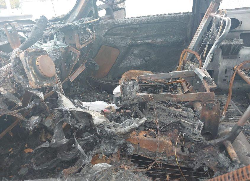 Photo 5 of 2006 Chevrolet Silverado 3500 LT1 (VIN 1GCJC39D26E267297)